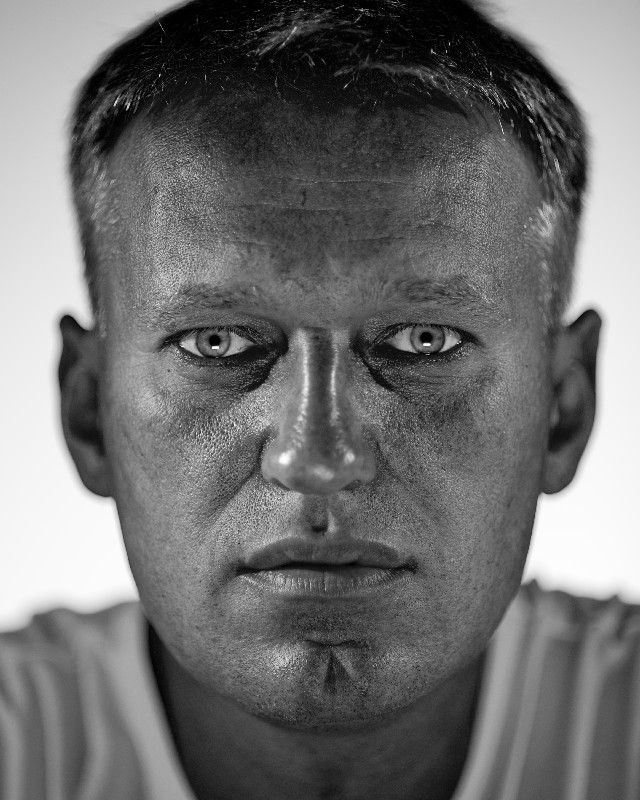 Black & white photo of Russian opposition leader Alexei Navalny